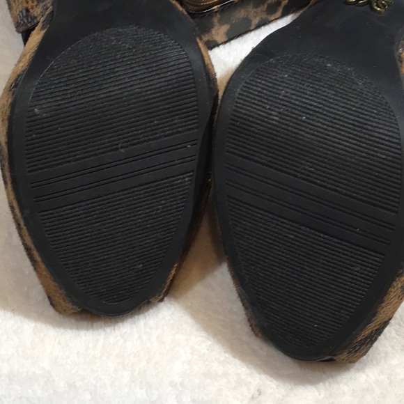 Simply Vera Vera Wang Leopard ๐ Stilettos size 7 - Picture 7 of 10